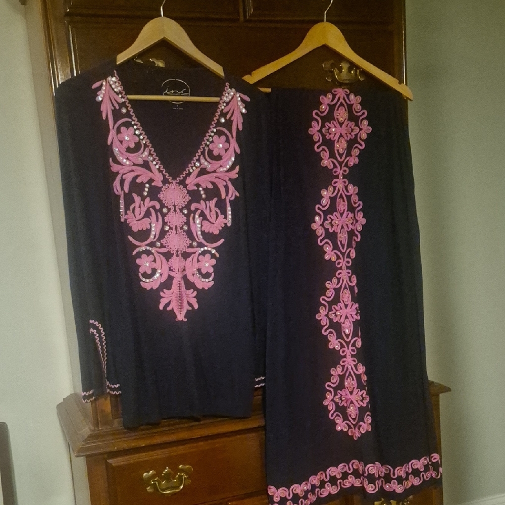 INC International Concepts NAVY and Pink Set